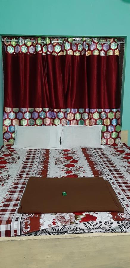 Goroomgo Tapati Villa Пури Екстериор снимка