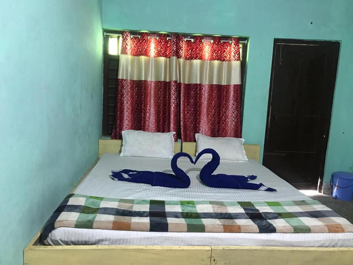 Goroomgo Tapati Villa Пури Екстериор снимка