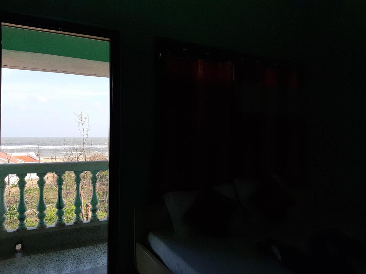 Goroomgo Tapati Villa Пури Екстериор снимка