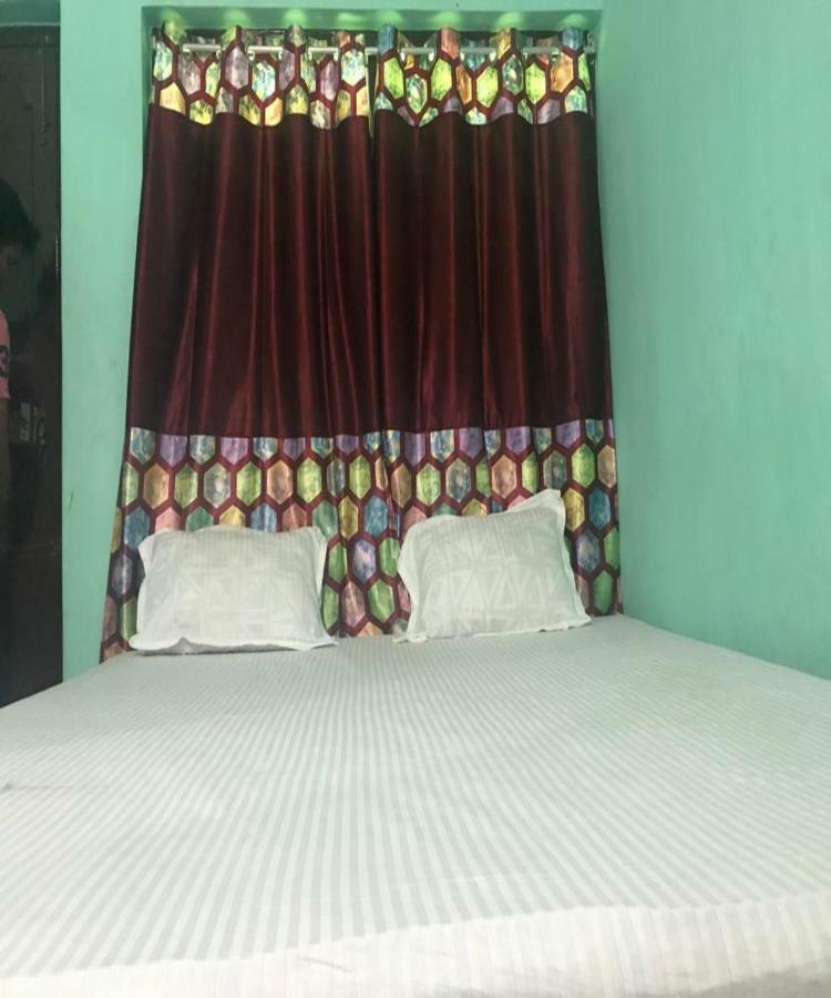 Goroomgo Tapati Villa Пури Екстериор снимка